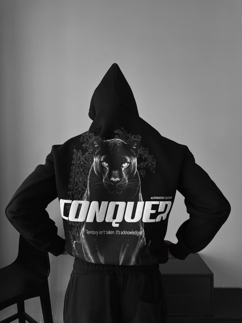 NIGHTFANG HOODIE