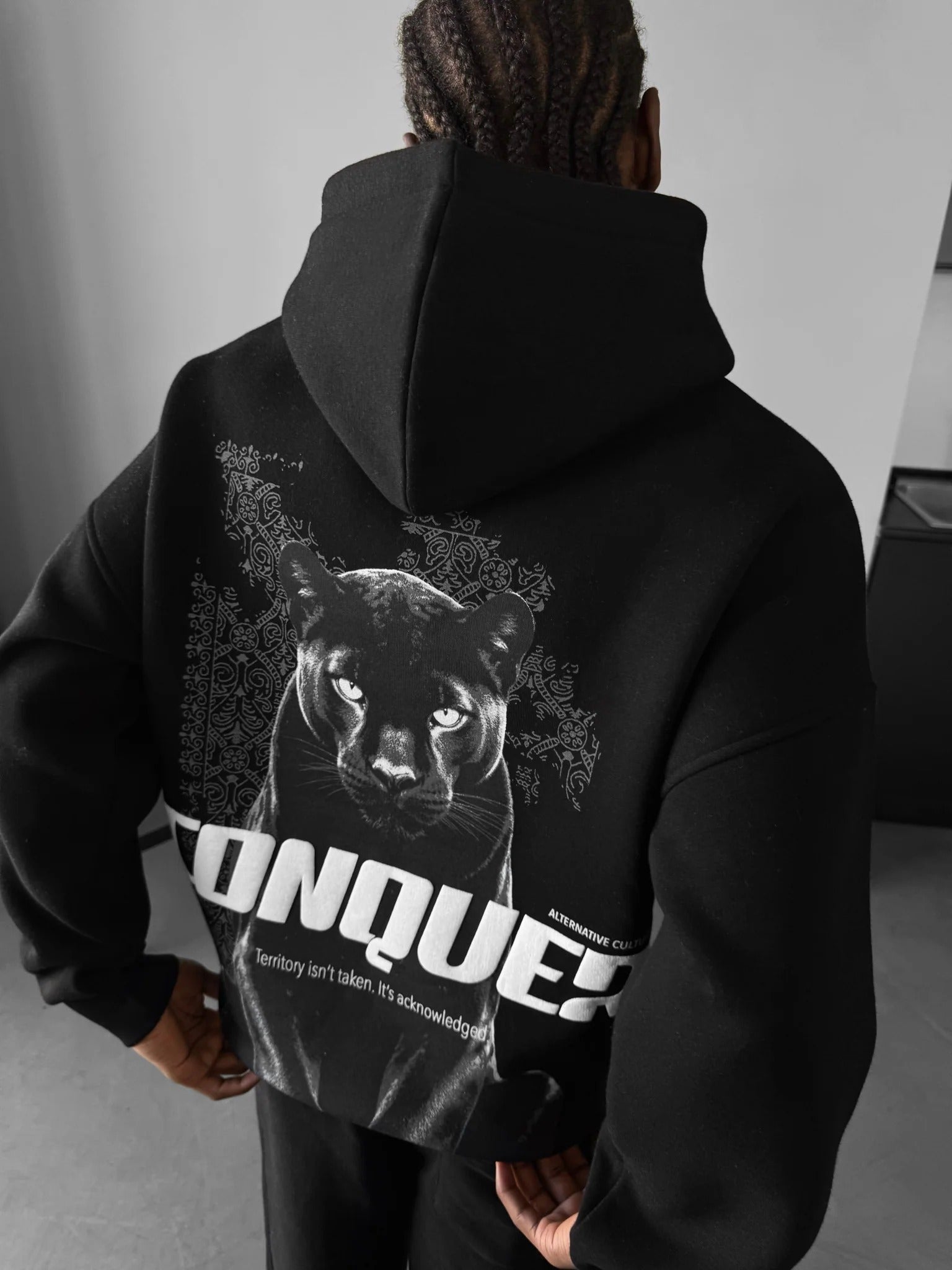 NIGHTFANG HOODIE