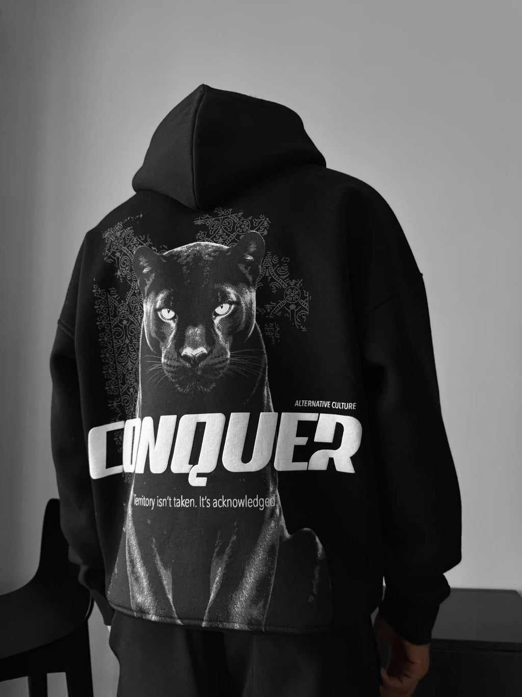 NIGHTFANG HOODIE